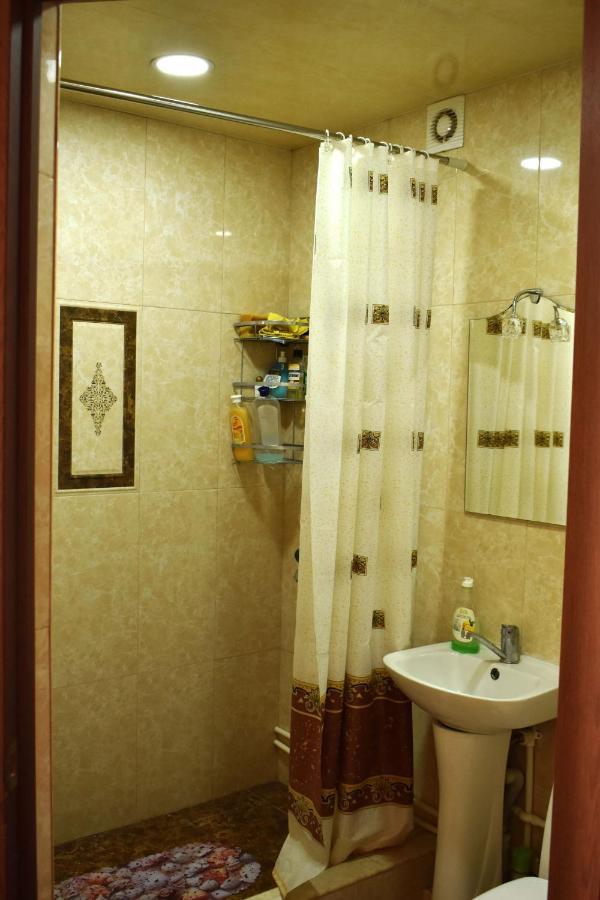 Напротив Спортивно-Концертного Комплекса Apartment Yerevan Bagian luar foto